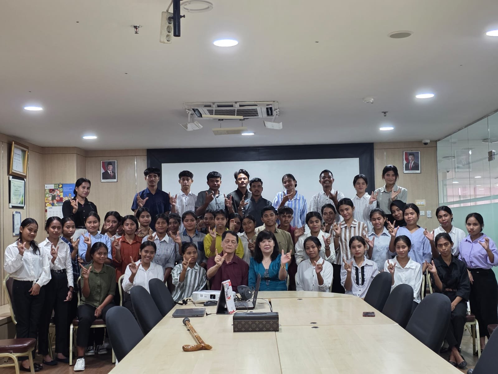 Universitas Bunda Thamrin Sambut 153 Orang Mahasiswa Baru dari NTT, Nias, dan Papua